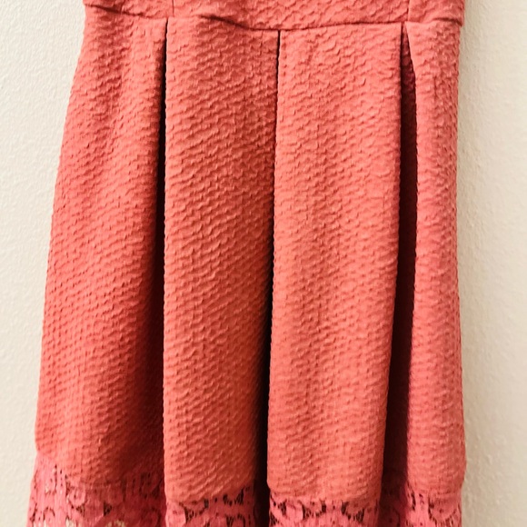 Pink Ribbed Dresss - Picture 3 of 5